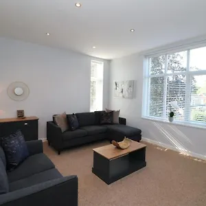 Apartment The Den - Ihmelb Apt 2, Stockton-on-Tees